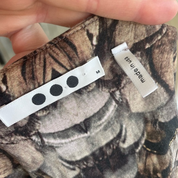 Three Dots Feather Print Shirred Midi Dress Womens Medium Ruched Tank Top Sleeve - Picture 8 of 10